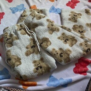 Cozy Bear Print Pajamas